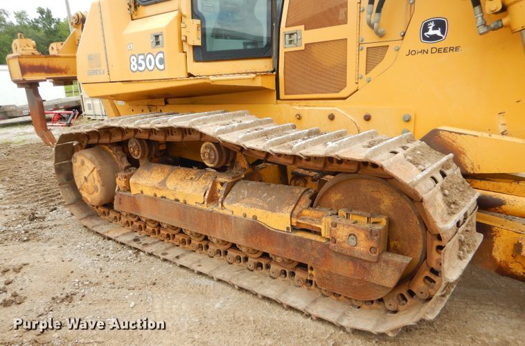 image for item GN9396 2004 John Deere 850C LT Series II  dozer