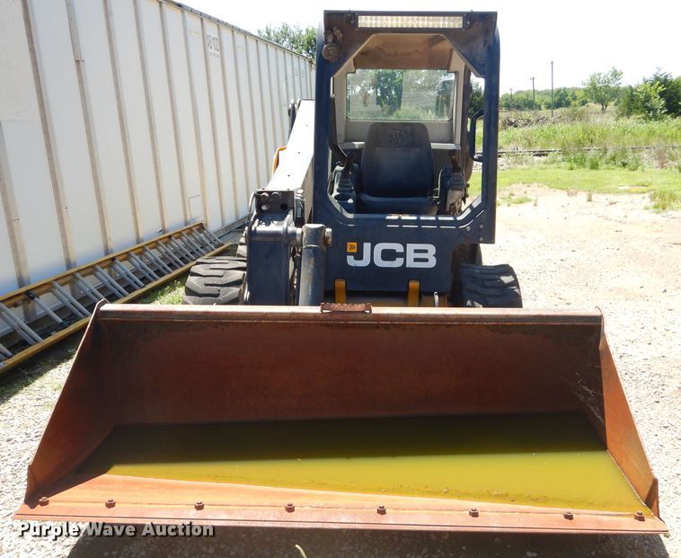 image for item GN9401 JCB 260  skid steer loader