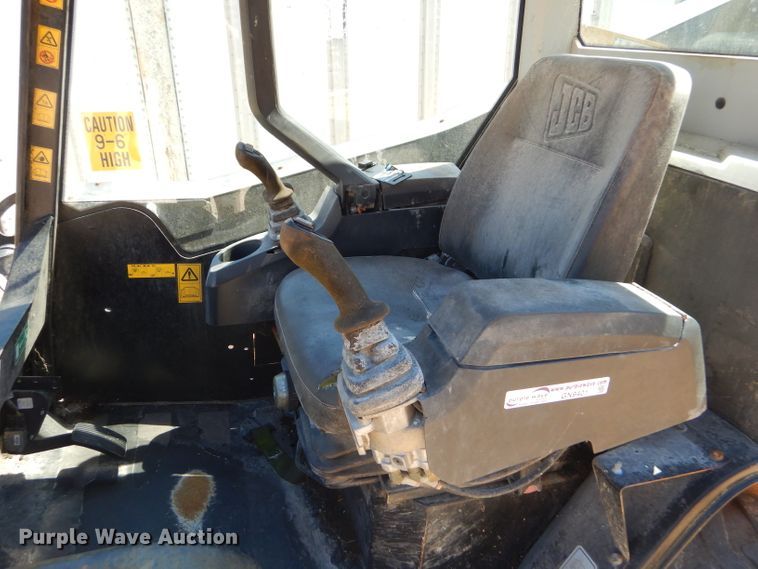 image for item GN9401 JCB 260  skid steer loader