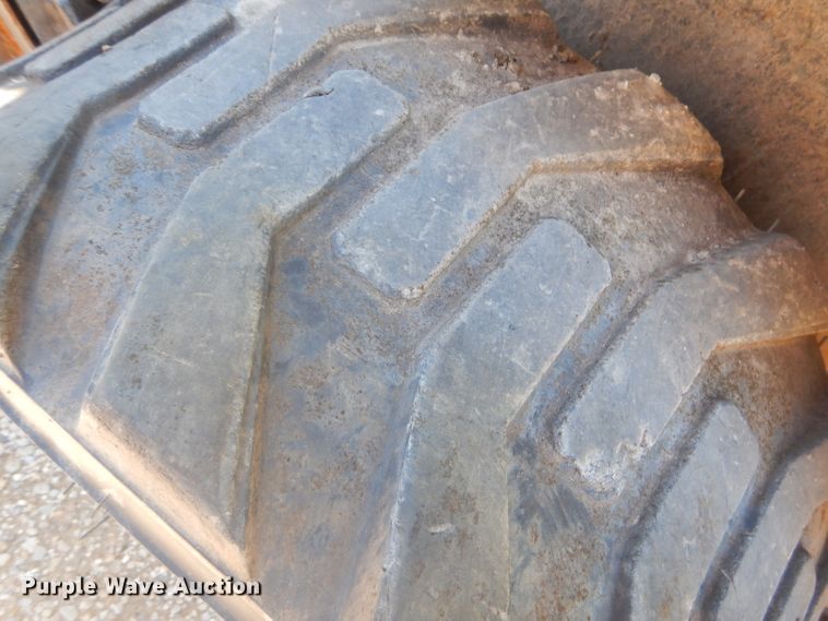 image for item GN9401 JCB 260  skid steer loader