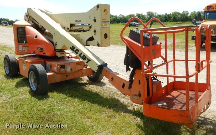 image for item GN9409 1996 JLG 40Electric  boom lift