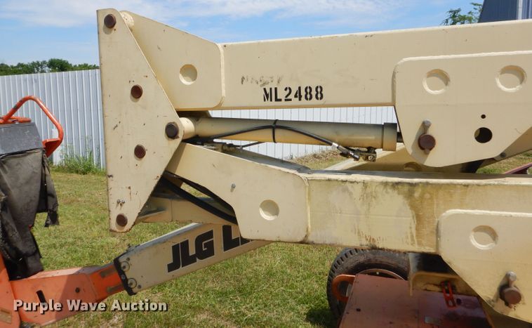 image for item GN9409 1996 JLG 40Electric  boom lift