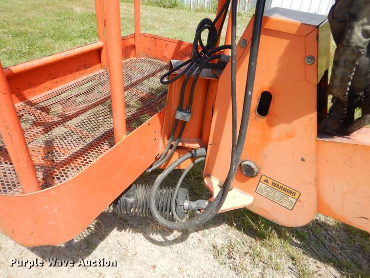 image for item GN9409 1996 JLG 40Electric  boom lift