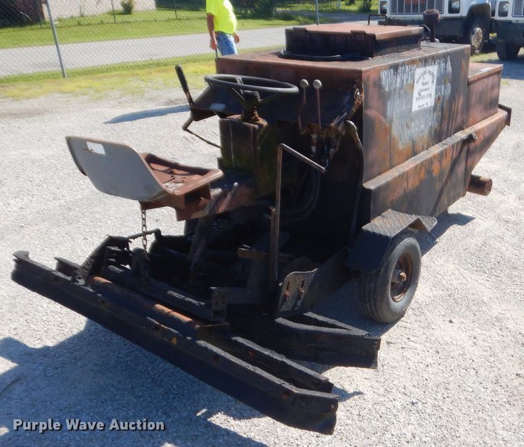 image for item GN9428 Pavement sealer