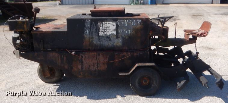 image for item GN9428 Pavement sealer