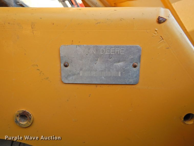 image for item GN9895 2001 John Deere 270  skid steer loader
