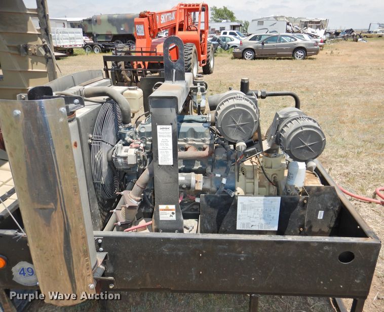 image for item GN9896 2012 Ingersoll Rand C185WKUB-T4I  air compressor