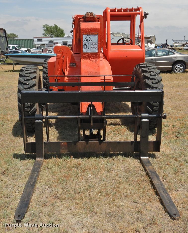 image for item GN9897 2005 SkyTrak 6036  telehandler