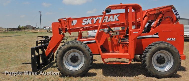 image for item GN9897 2005 SkyTrak 6036  telehandler