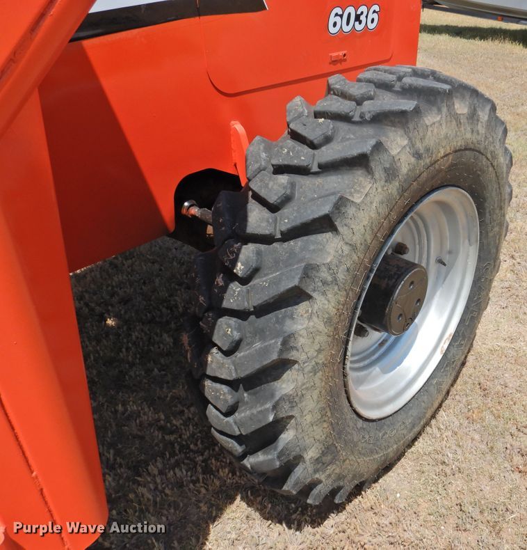 image for item GN9897 2005 SkyTrak 6036  telehandler