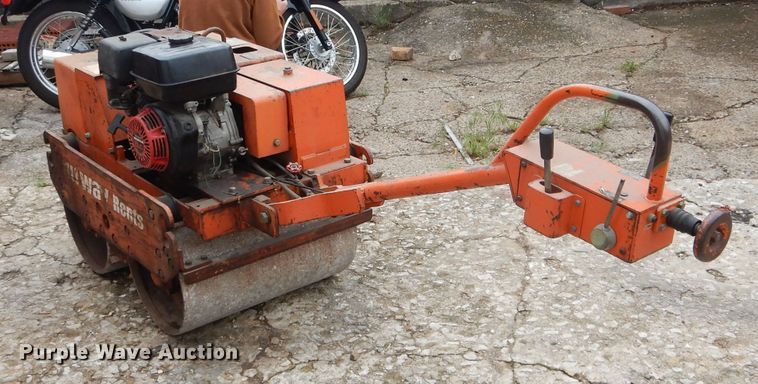 image for item GO9675 Multi Quip MR-8  double drum vibratory roller