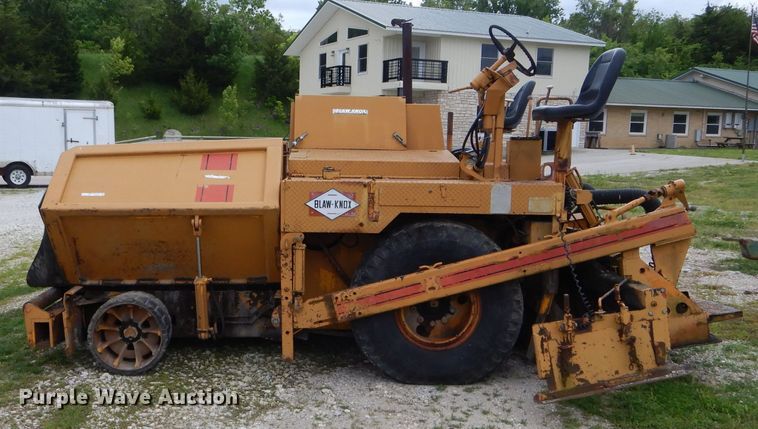 image for item GO9687 Blaw Knox PF-115  paver