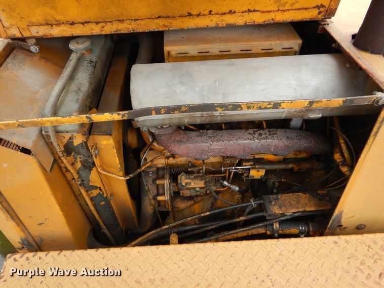 image for item GO9687 Blaw Knox PF-115  paver