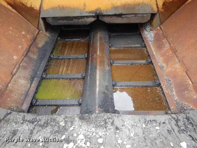 image for item GO9687 Blaw Knox PF-115  paver