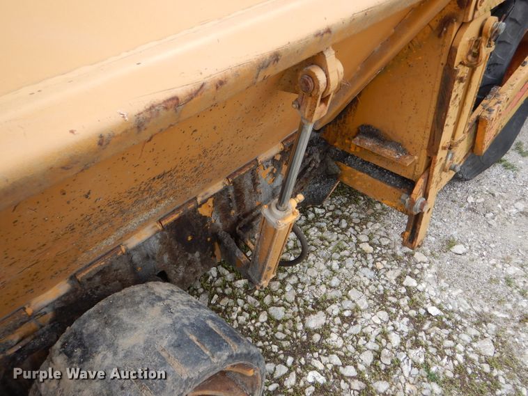 image for item GO9687 Blaw Knox PF-115  paver