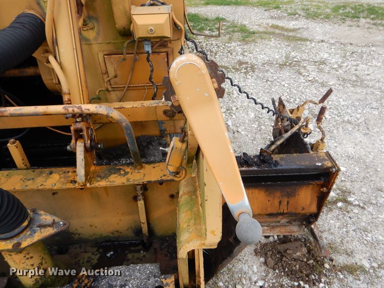 image for item GO9687 Blaw Knox PF-115  paver