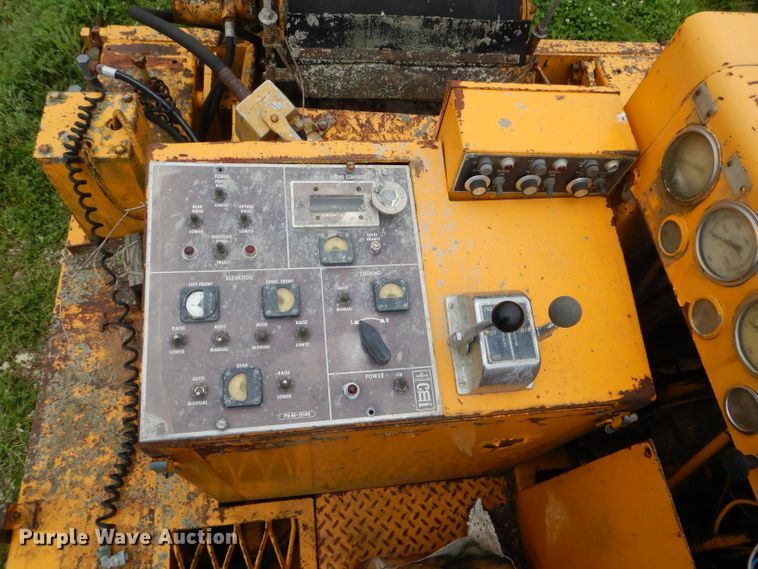 image for item GO9689 CMI SF-100 curb machine