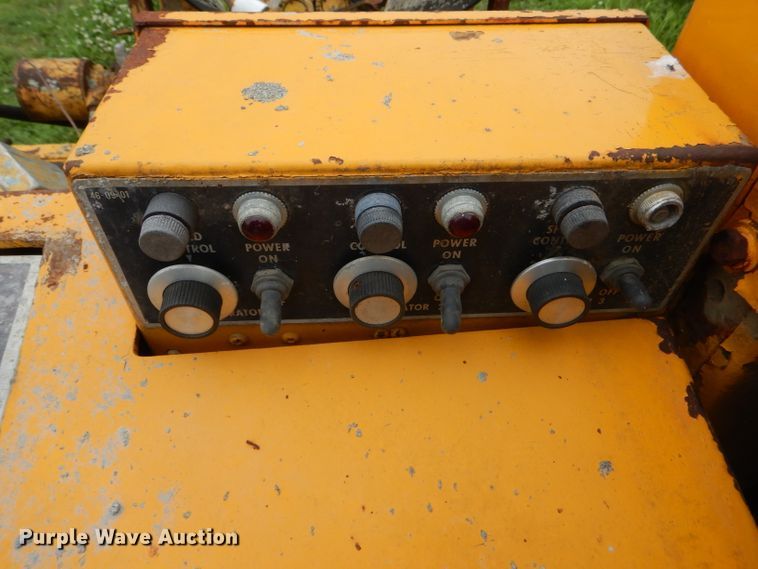 image for item GO9689 CMI SF-100 curb machine