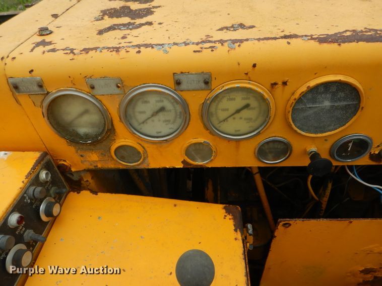 image for item GO9689 CMI SF-100 curb machine