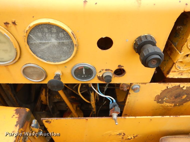 image for item GO9689 CMI SF-100 curb machine