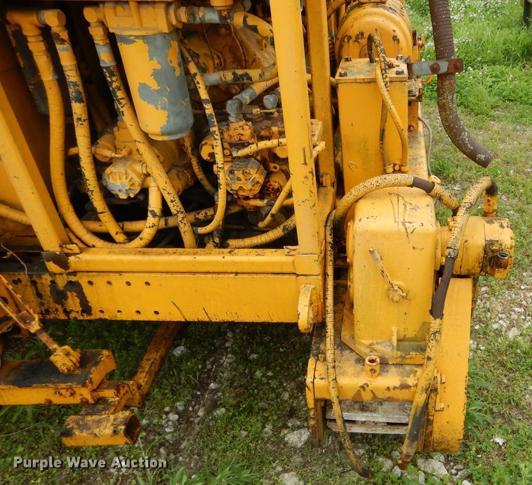 image for item GO9689 CMI SF-100 curb machine