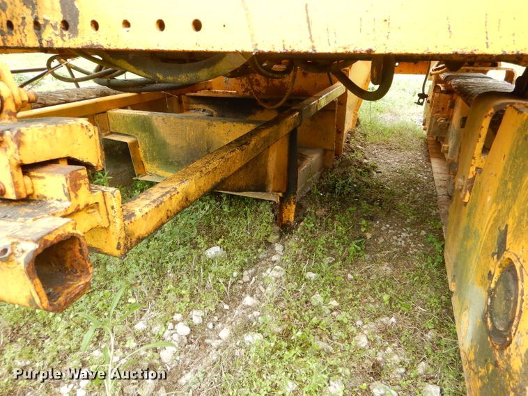 image for item GO9689 CMI SF-100 curb machine