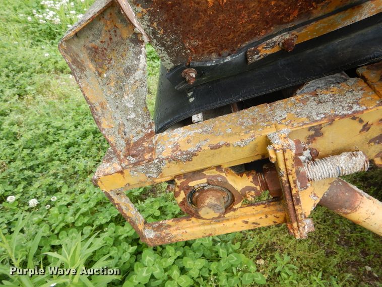 image for item GO9689 CMI SF-100 curb machine