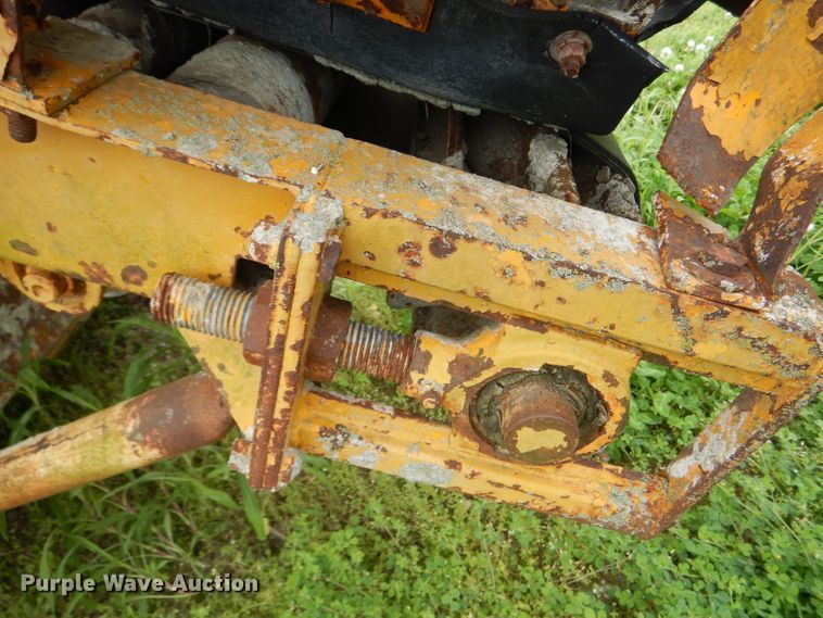 image for item GO9689 CMI SF-100 curb machine