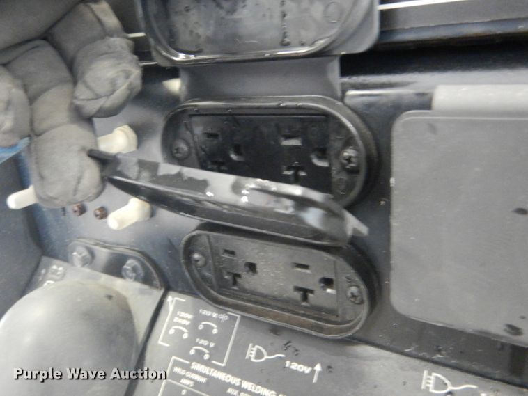 image for item GO9698 Lincoln Ranger 305G welder