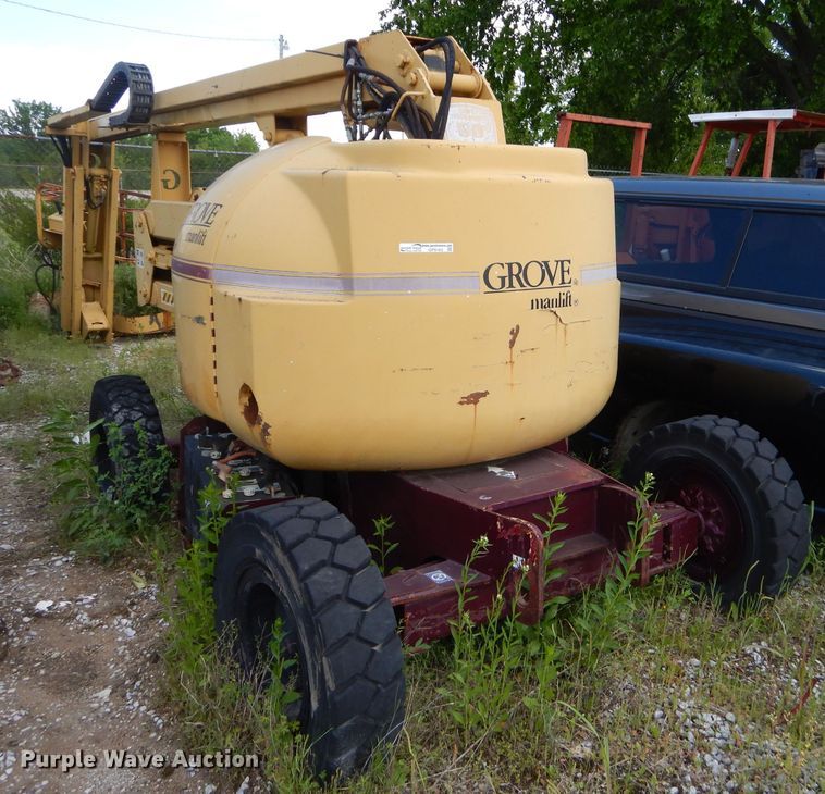 image for item GP9163 1997 Grove AMZ51E  boom lift