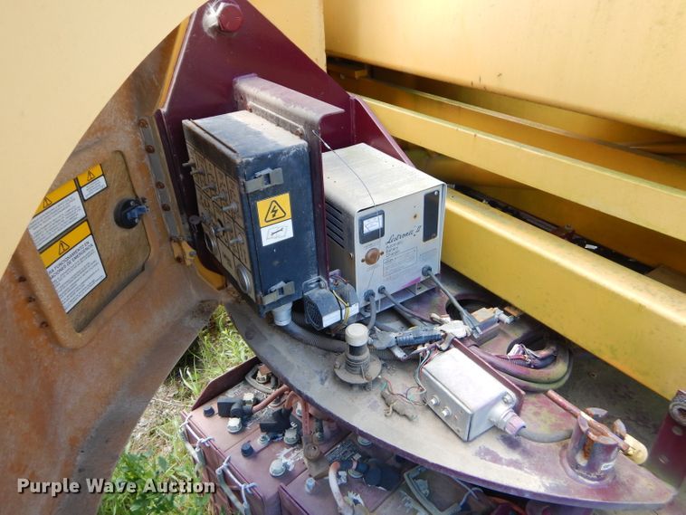 image for item GP9163 1997 Grove AMZ51E  boom lift