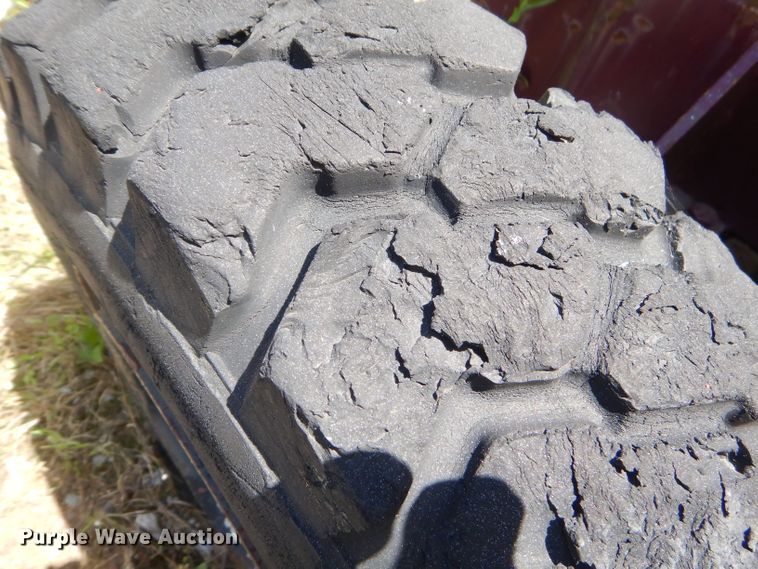 image for item GP9163 1997 Grove AMZ51E  boom lift