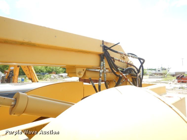 image for item GP9163 1997 Grove AMZ51E  boom lift