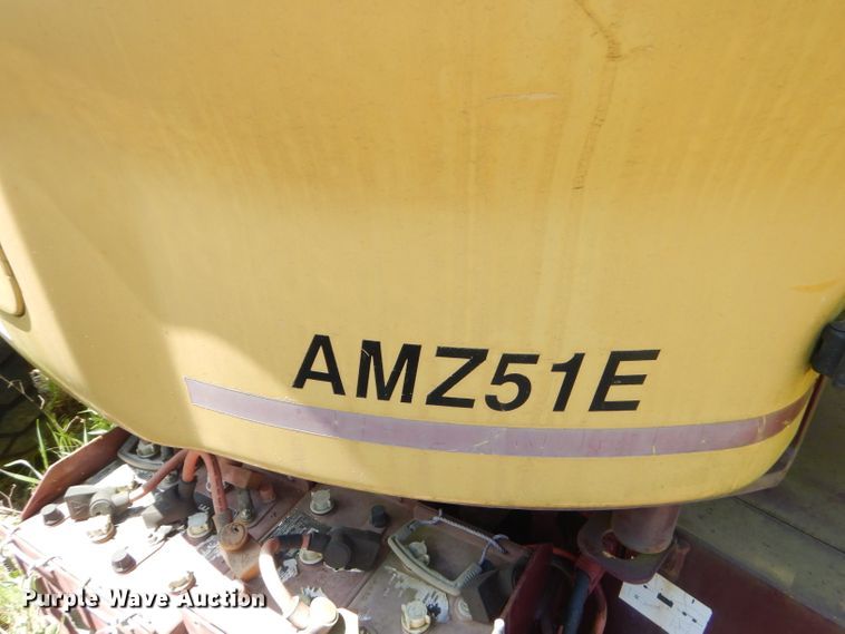 image for item GP9163 1997 Grove AMZ51E  boom lift