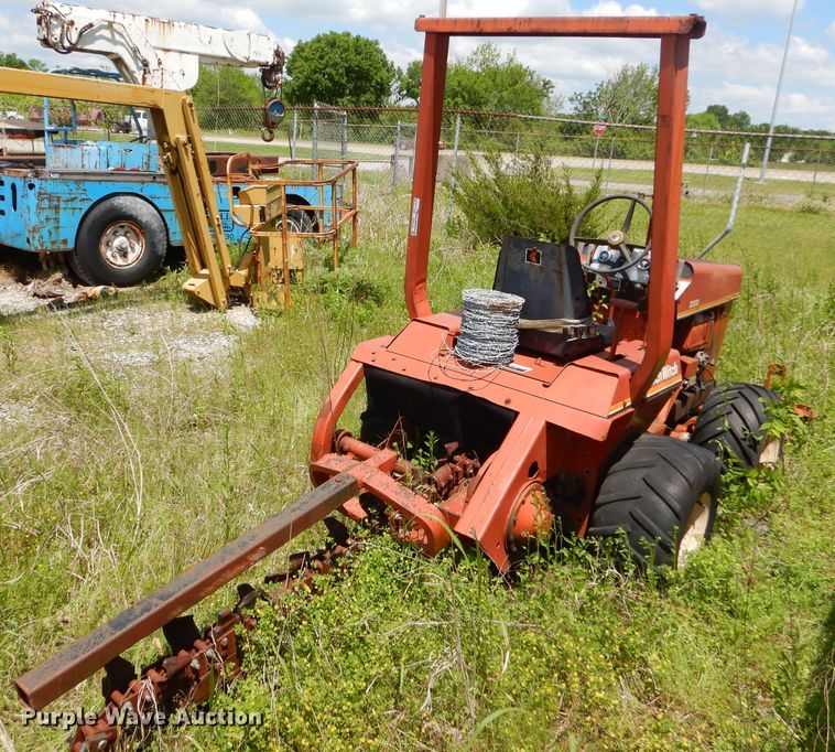 image for item GP9164 Ditch Witch 2300  trencher