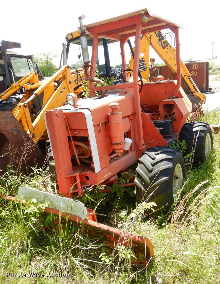image for item GP9165 Ditch Witch R30  trencher