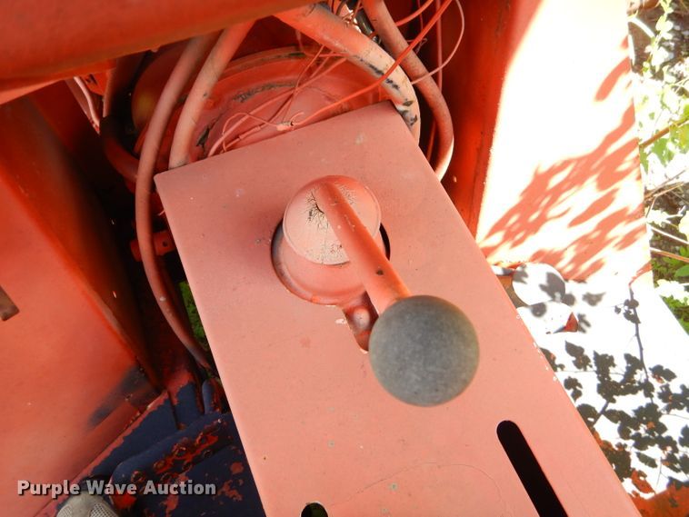 image for item GP9165 Ditch Witch R30  trencher