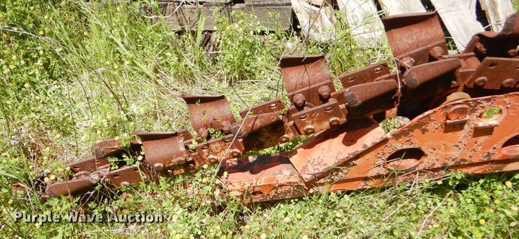 image for item GP9165 Ditch Witch R30  trencher