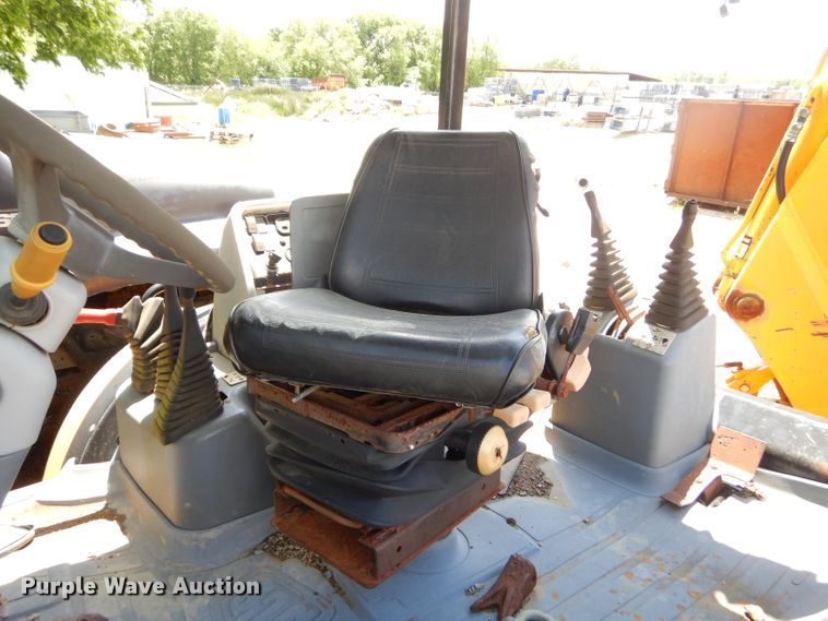 image for item GP9166 JCB 214S  backhoe