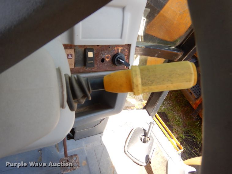 image for item GP9166 JCB 214S  backhoe