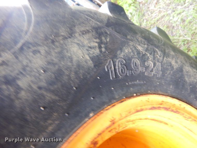 image for item GP9166 JCB 214S  backhoe