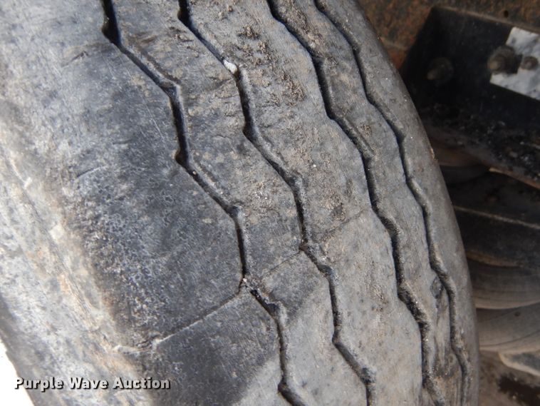 image for item GP9198 1994 Freightliner FLD  dump truck