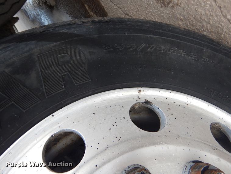 image for item GP9198 1994 Freightliner FLD  dump truck