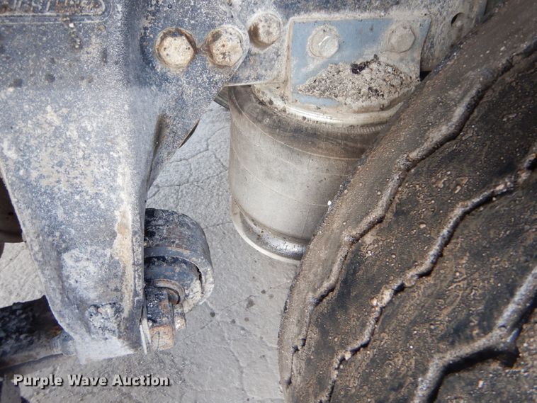 image for item GP9198 1994 Freightliner FLD  dump truck