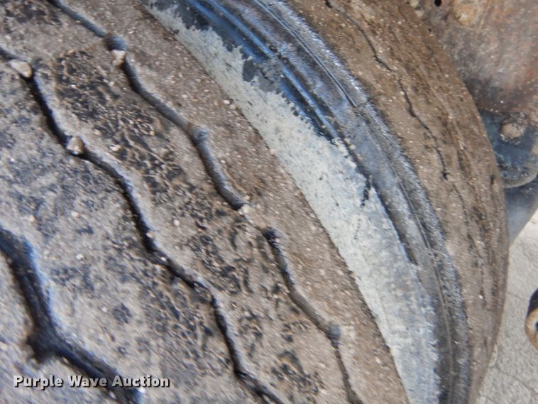 image for item GP9198 1994 Freightliner FLD  dump truck