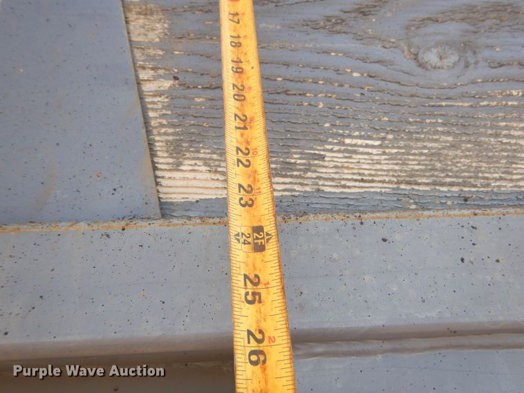 image for item GP9198 1994 Freightliner FLD  dump truck