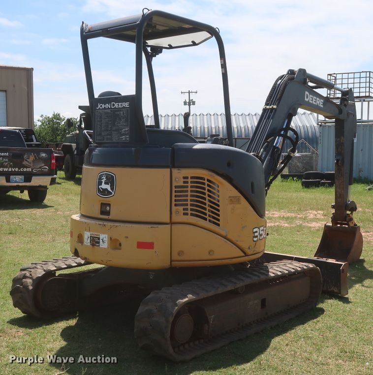 image for item GS9924 2012 John Deere 35D  mini excavator