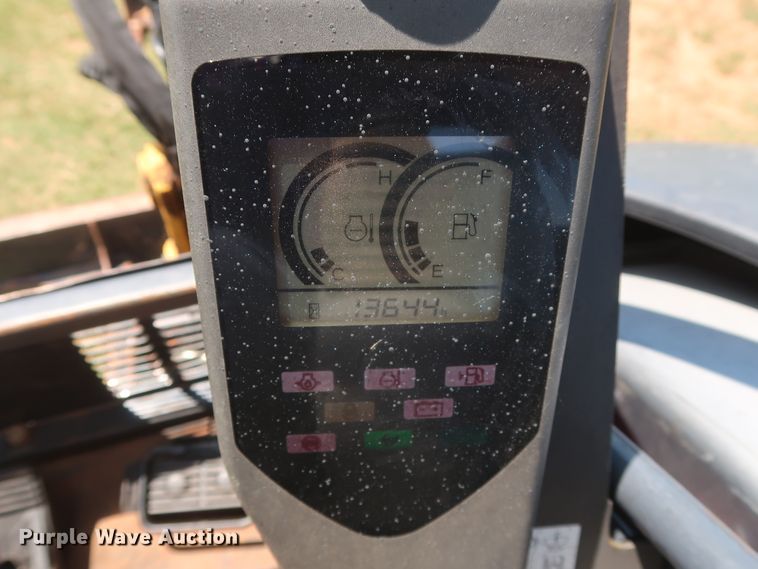 image for item GS9924 2012 John Deere 35D  mini excavator