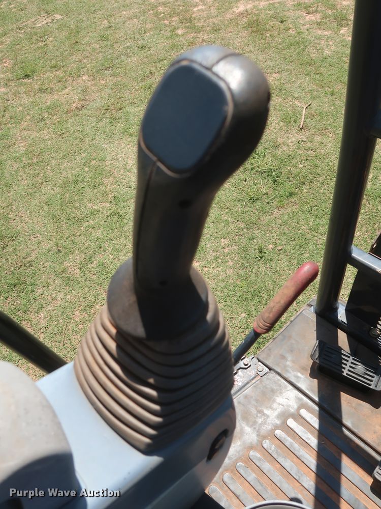 image for item GS9924 2012 John Deere 35D  mini excavator