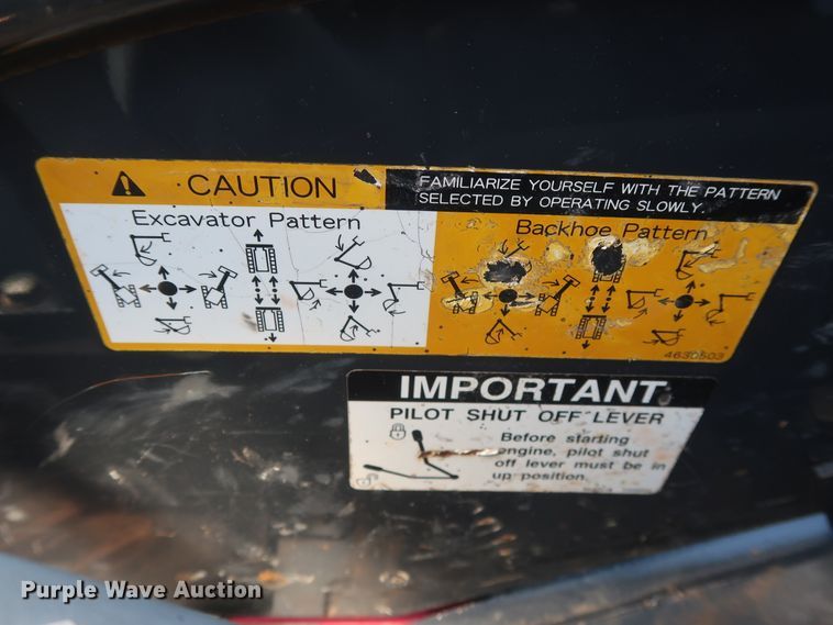 image for item GS9924 2012 John Deere 35D  mini excavator